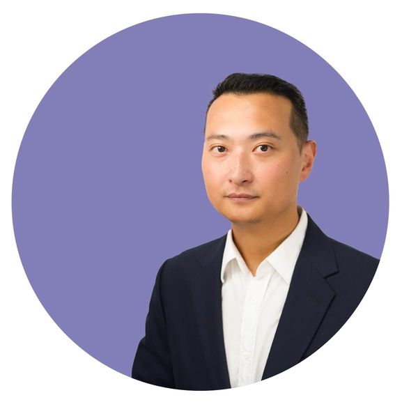 李修任